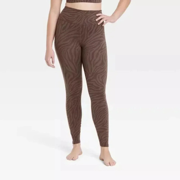 New All In Motion Brushed Sculpt Espresso High Rise Ankle Length Leggings XS - Picture 1 of 4